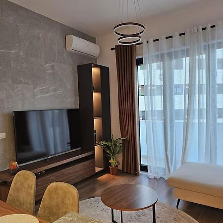 Deluxe Flat With Garden_Tirana Leilighet Eksteriør bilde